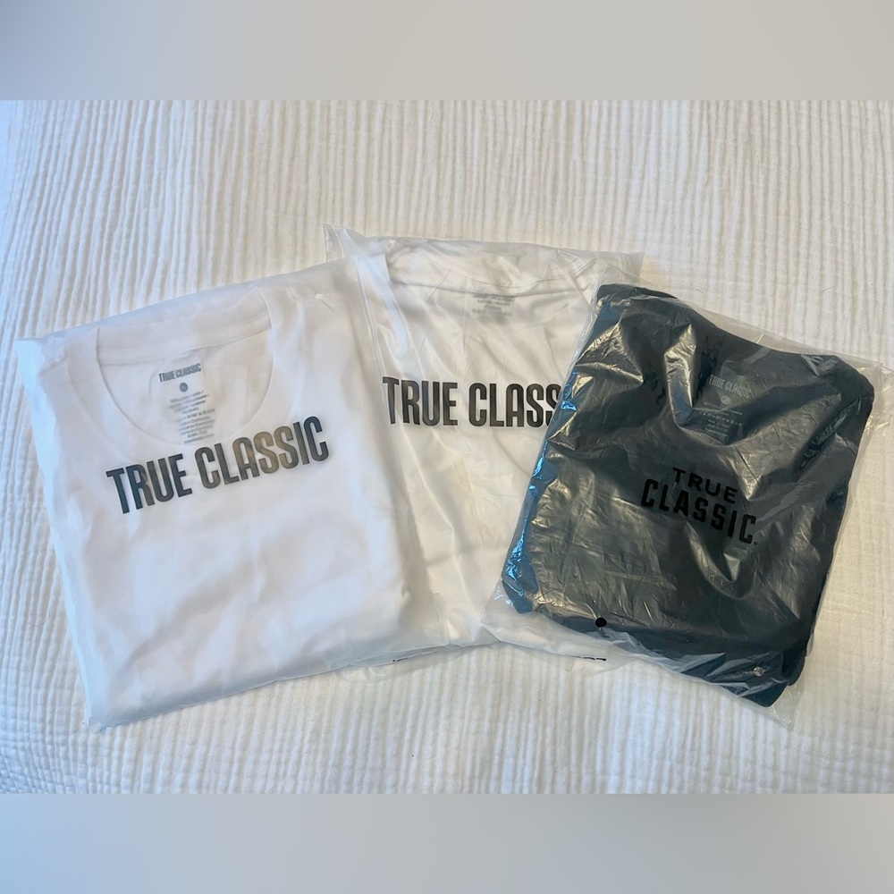 True Classic Men’s T-shirts XL